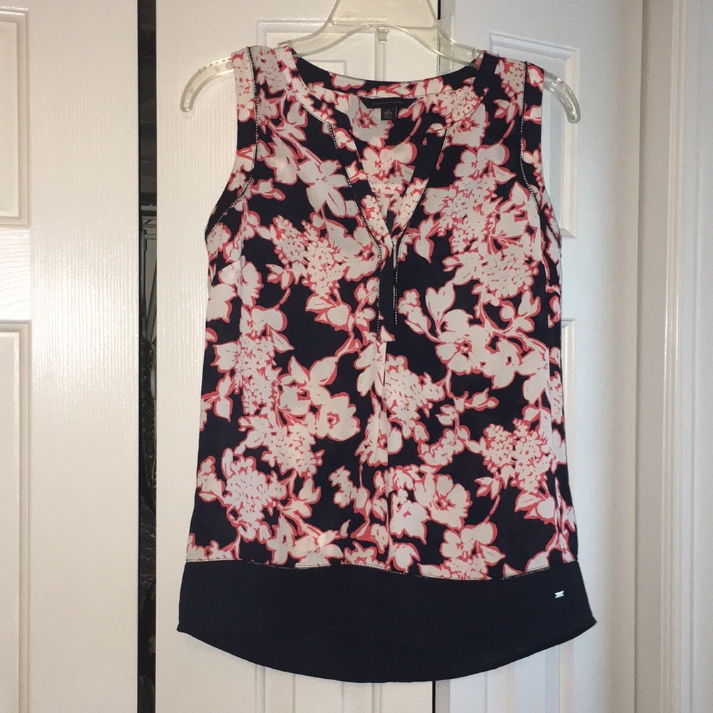 Tommy Hilfiger top